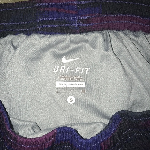 Nike Dri-Fit shorts - Picture 3 of 3
