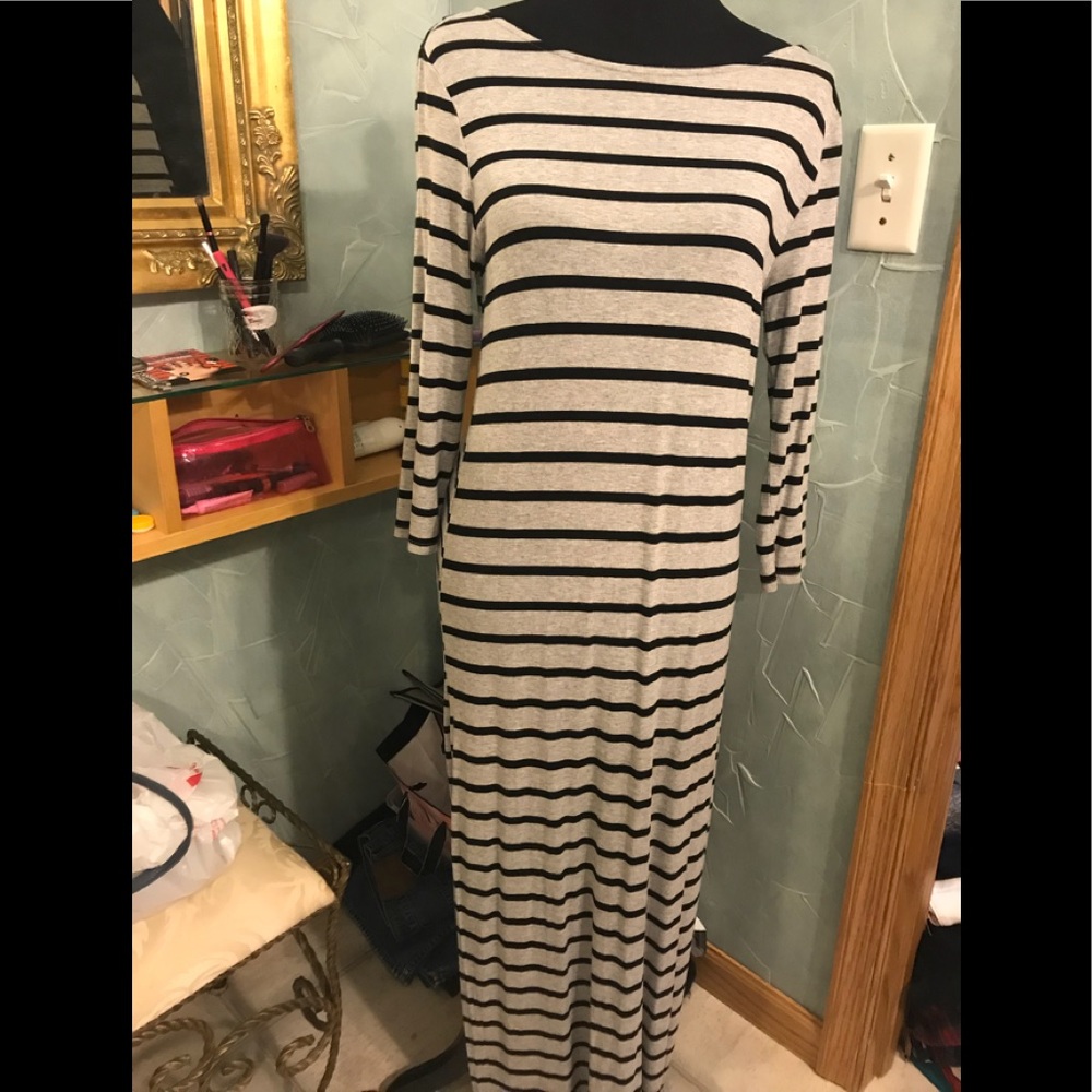 3/4 sleeves,  Long dress,