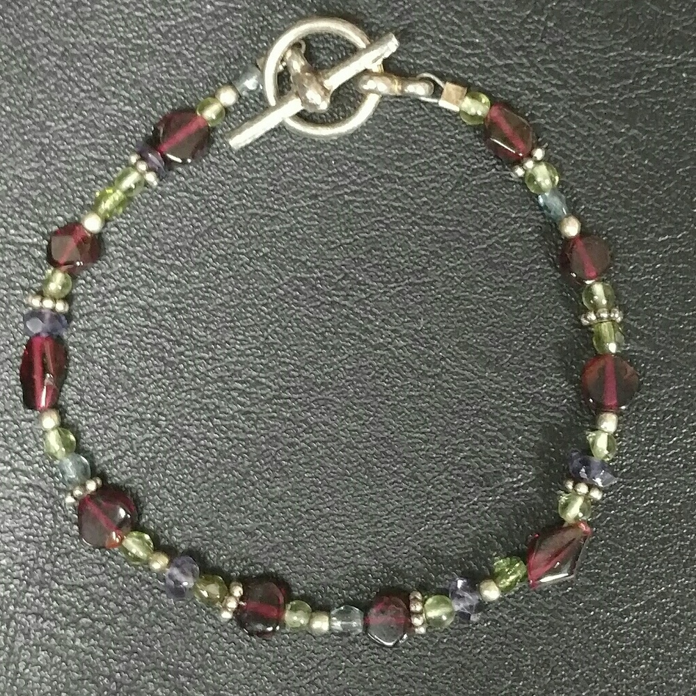 Vintage garnet bead bracelet w other gemstones