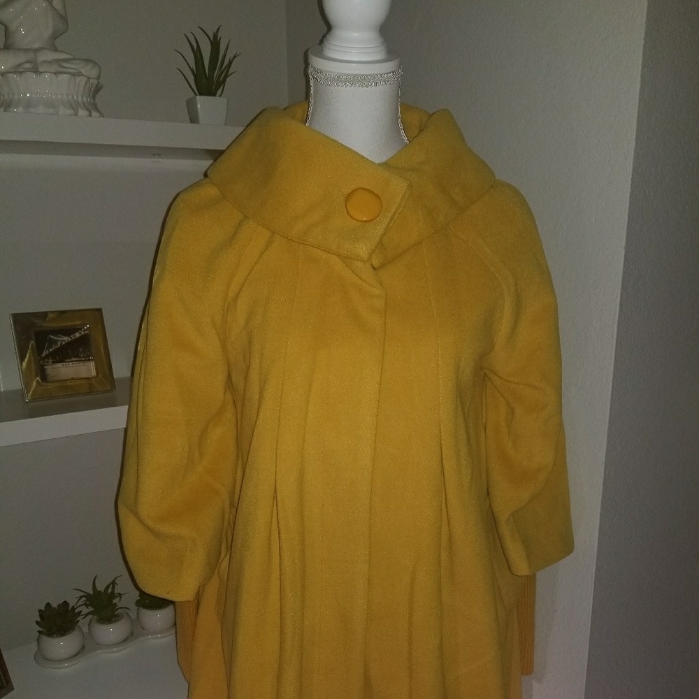 Sold!!!Beautiful Mustard yellow Sweater
