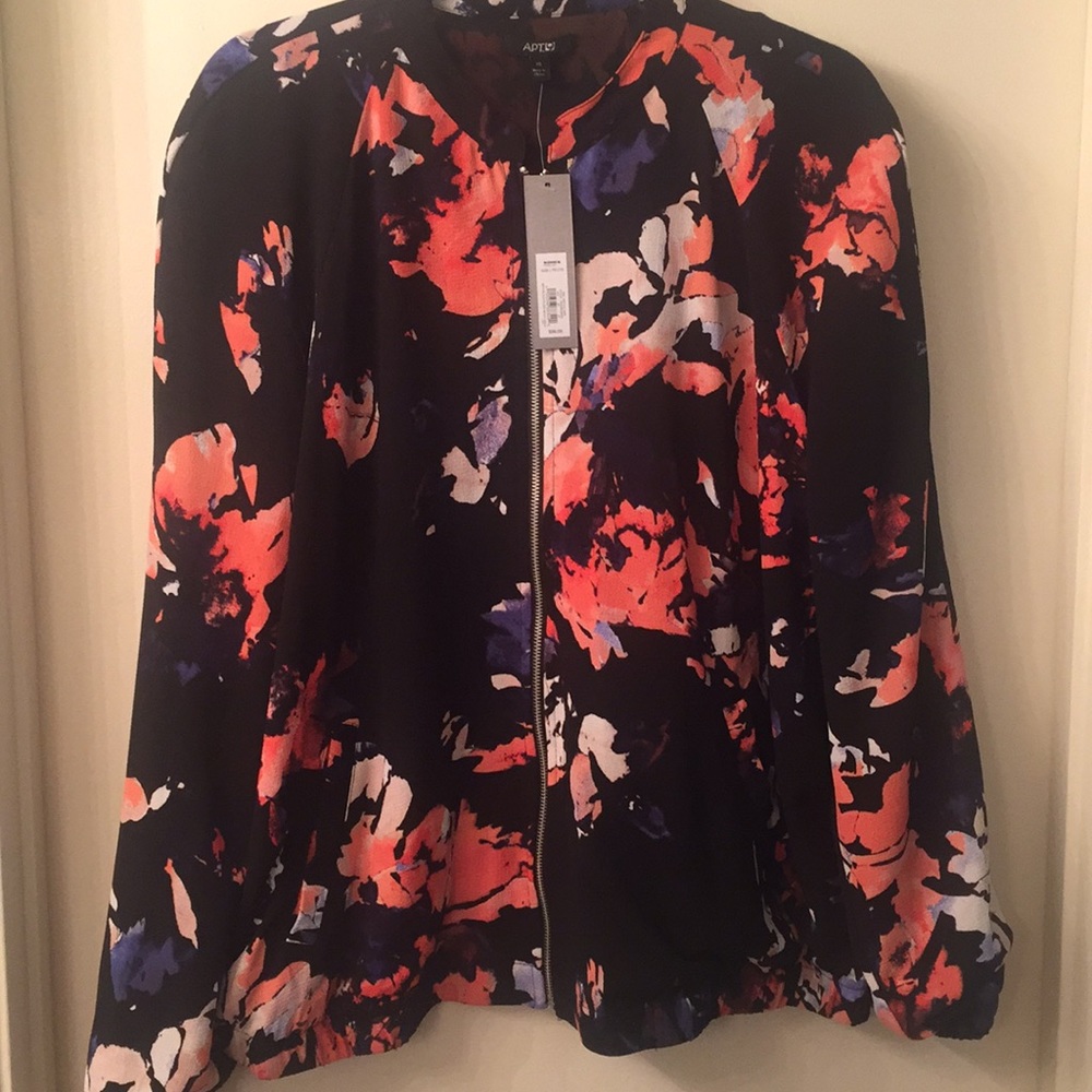 NWT XL women’s jacket
