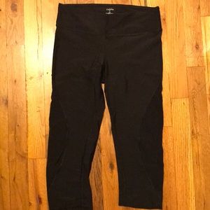 Zobha black mesh Capri! Like new size small