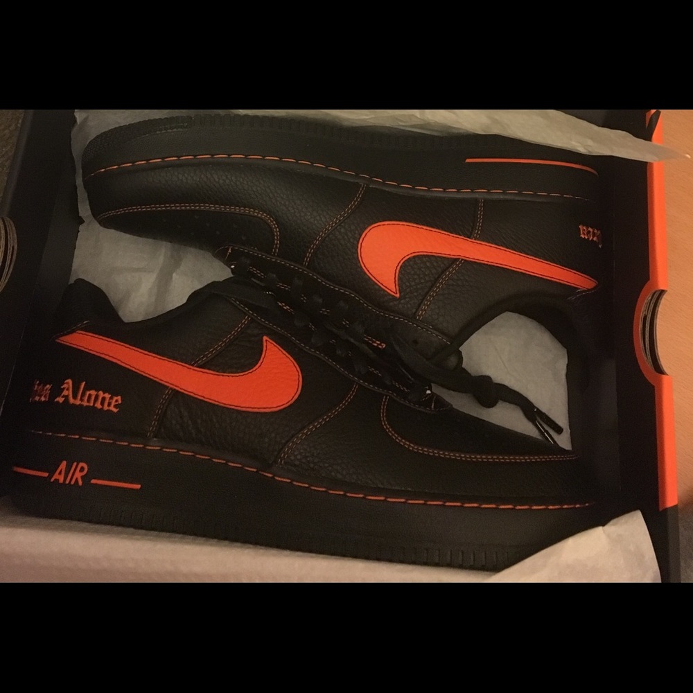 Nike Lab x Vlone AF1