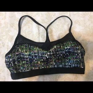 Fabletics Snapdragon reversible mesh sports bra