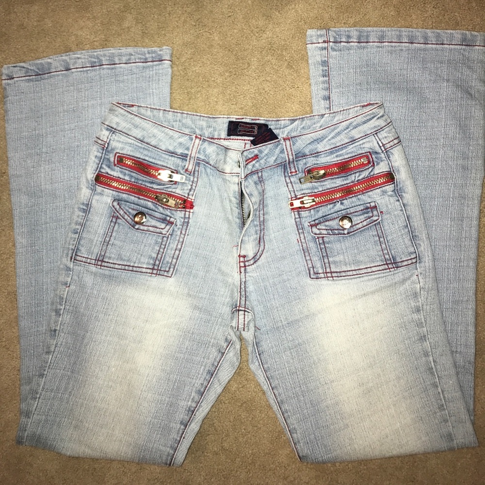 Juniors blue jeans with zippers size 7/8