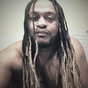 Meet your Posher, Louis