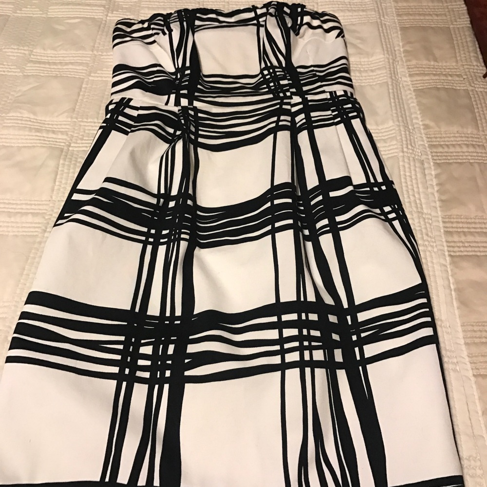 Express black and white strapless dress