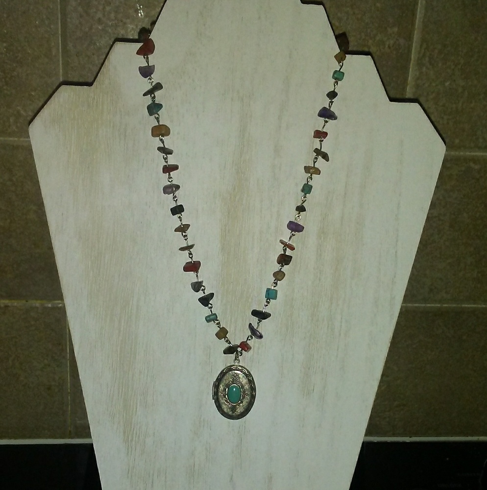 Multi stone locket