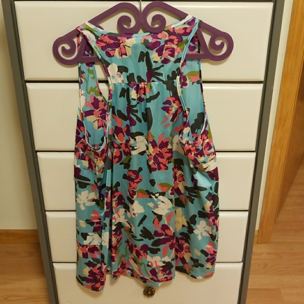 Long silk flower tank - Picture 3 of 3