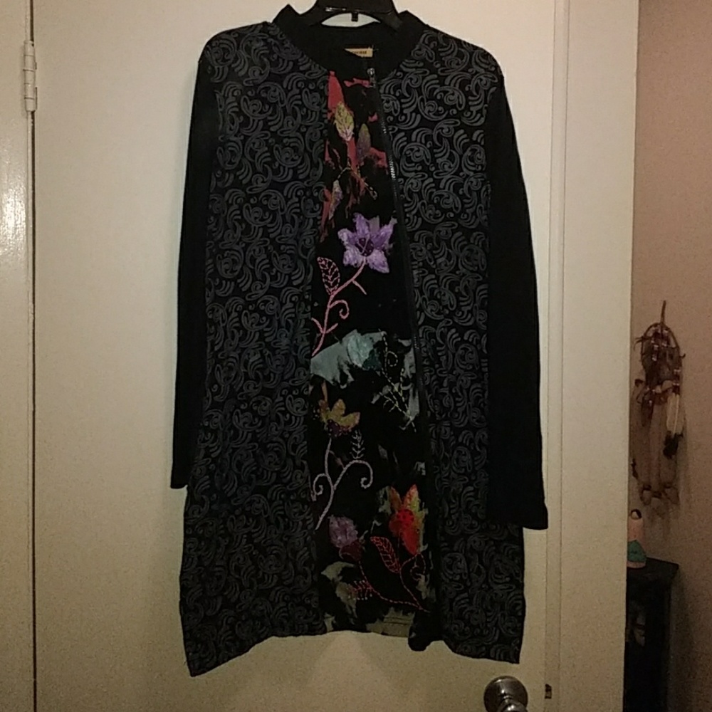 Jacket - Picture 3 of 3
