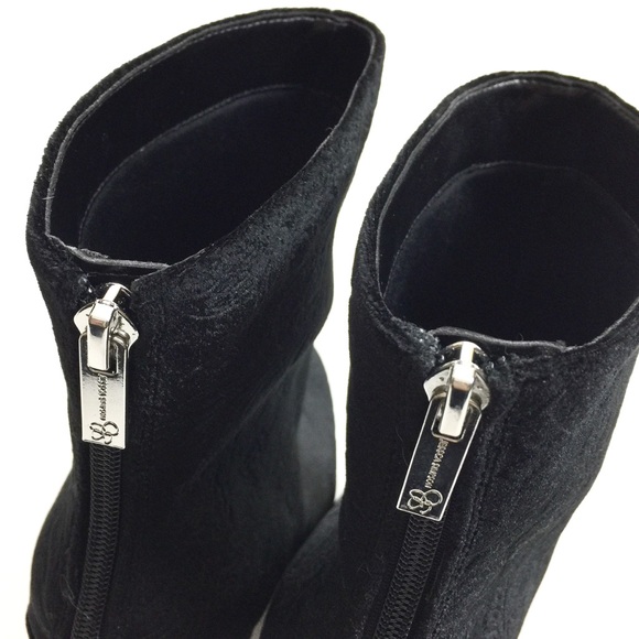 Jessica Simpson • Velvet Boots - Picture 3 of 7