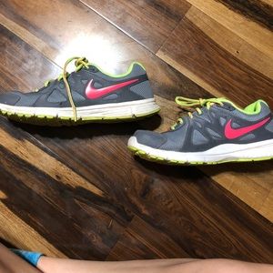 Nike women running shoes. Size 9