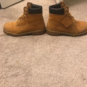 Timberland boots Kids Size 4