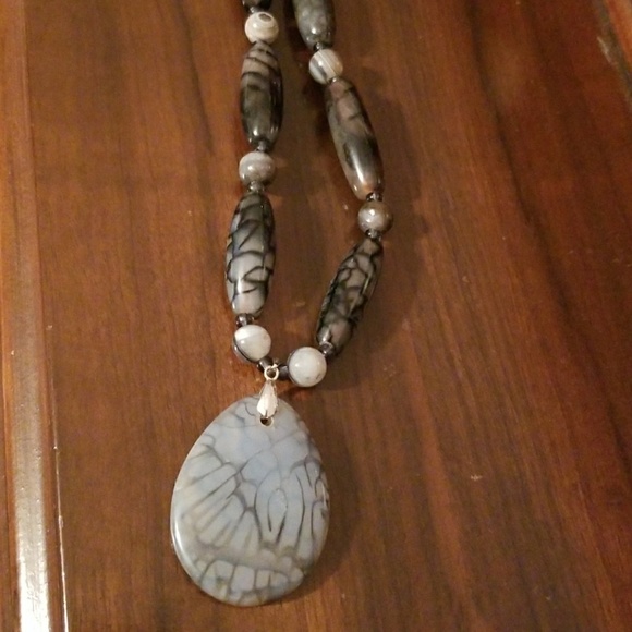 Butterfly Bead Necklace - Picture 2 of 7