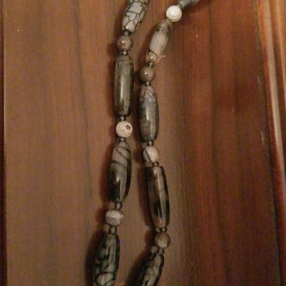 Butterfly Bead Necklace - Picture 3 of 7