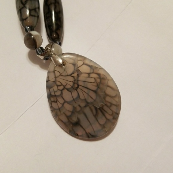 Butterfly Bead Necklace - Picture 6 of 7