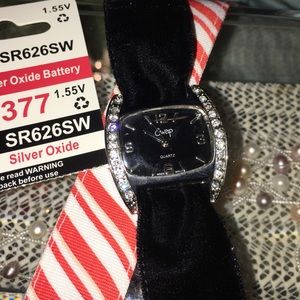 Watch w/2 bands Christmas & velvet OSFA NWT