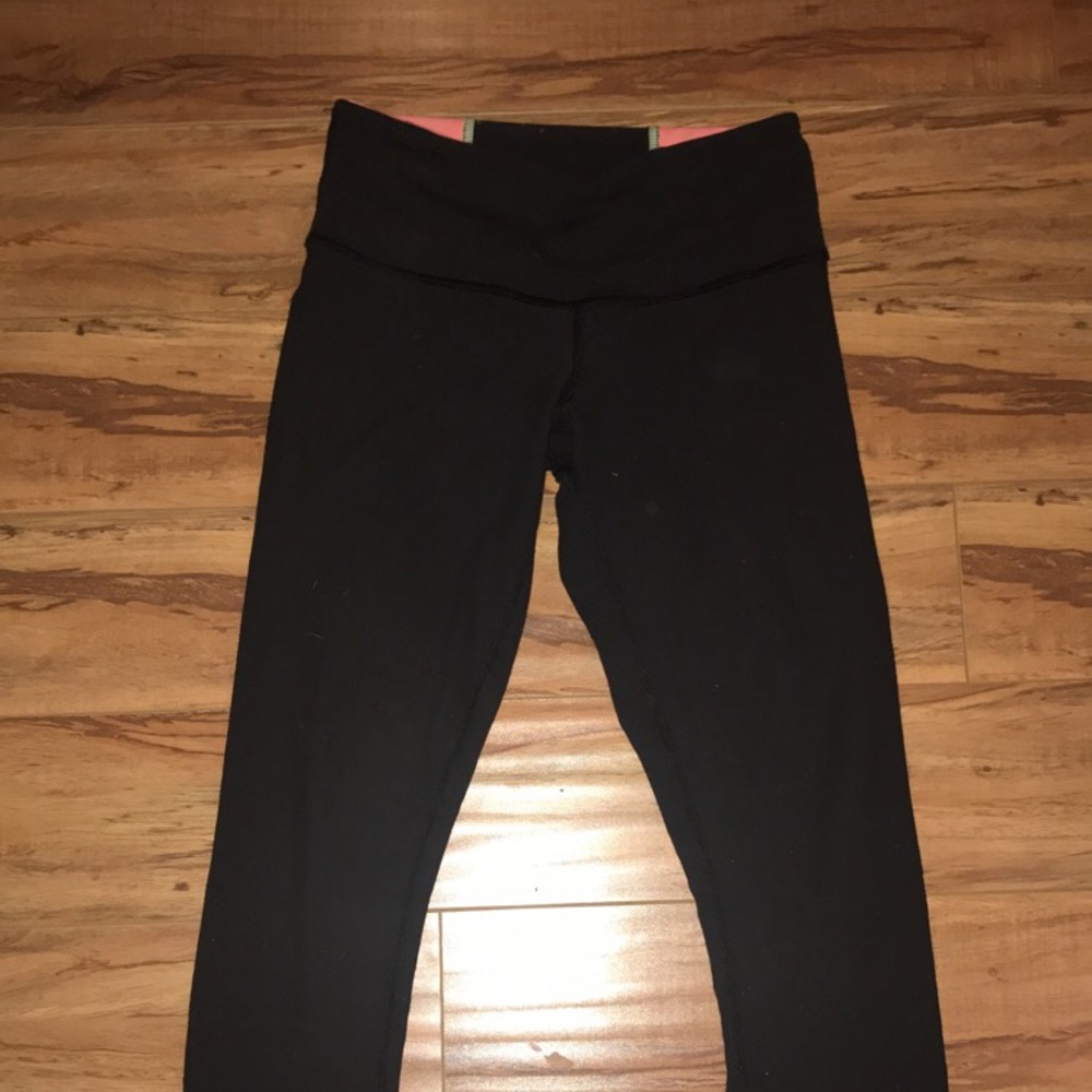lululemon reversible 7/8 leggings!🖤