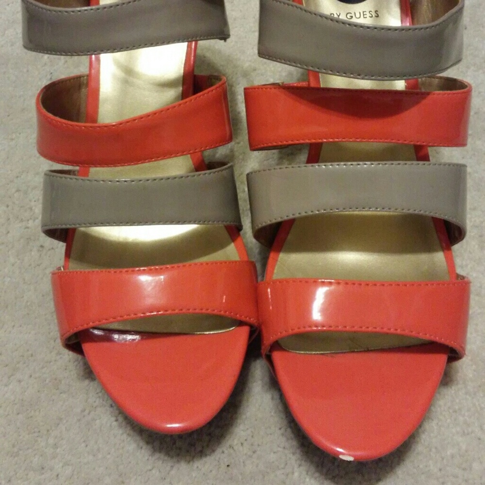Guess platform heels