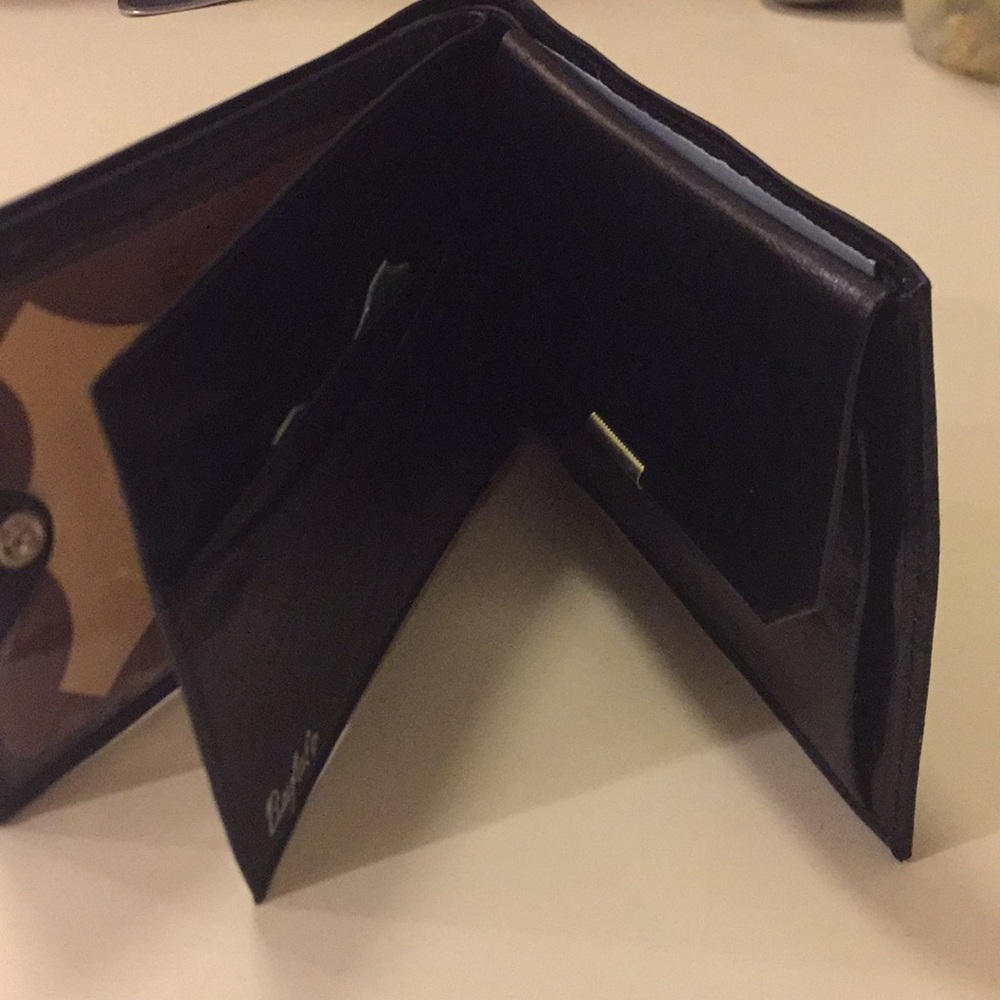 Wallet - Picture 3 of 3