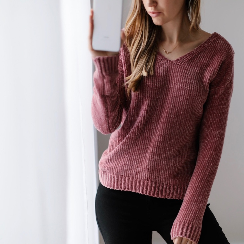 Chenille V Back Sweater - Picture 3 of 4