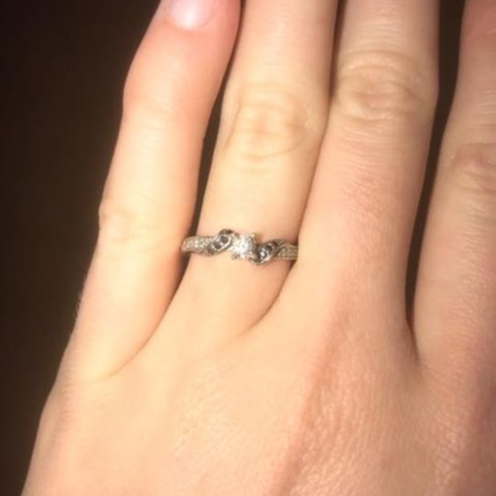 DIAMOND RING 😍❤️💕💋💍💎