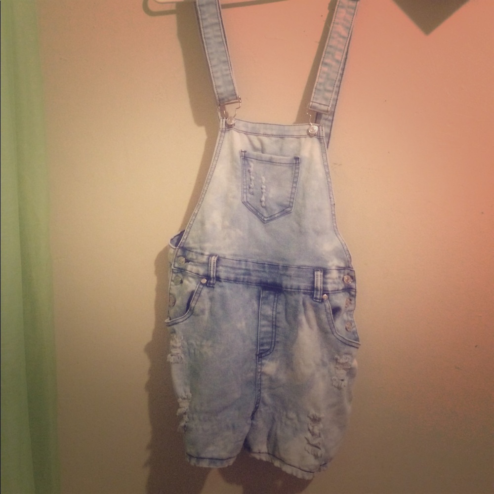 Nice washed denim overalls with rips