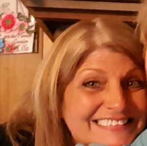 Meet your Posher, Debbie