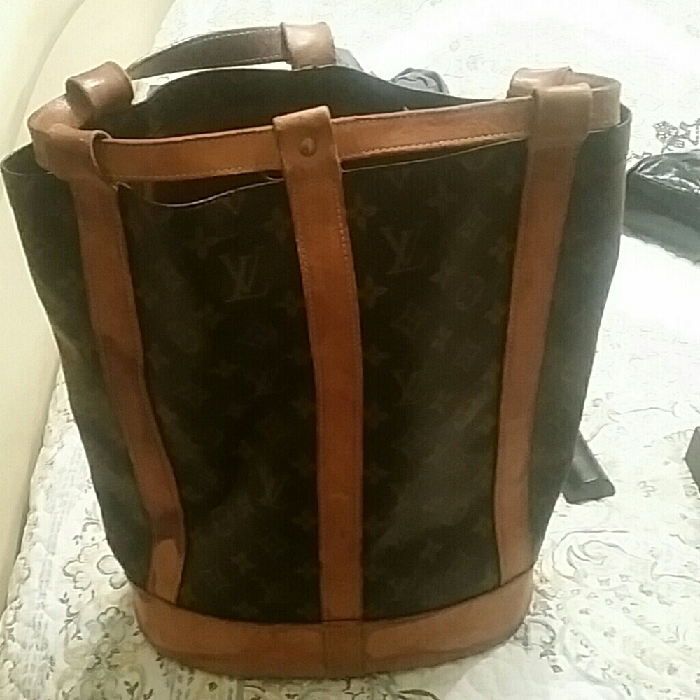 Louis vuitton randonne authentic