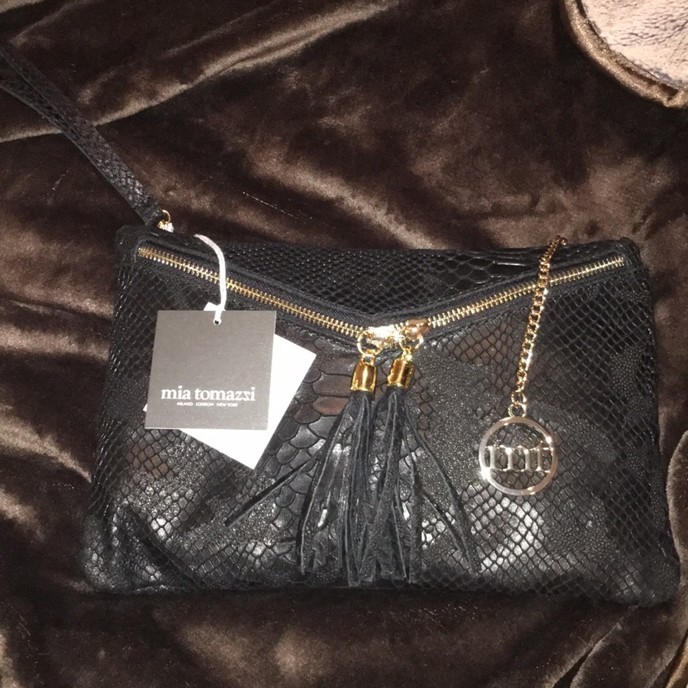Black Leather MIA Tomazzi Handbag
