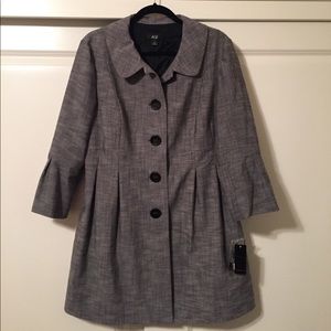*NWT AGB GRAY WOMAN’S DRESSY JACKET FROM MACYS
