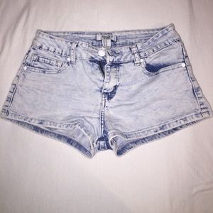 White wash denim💋