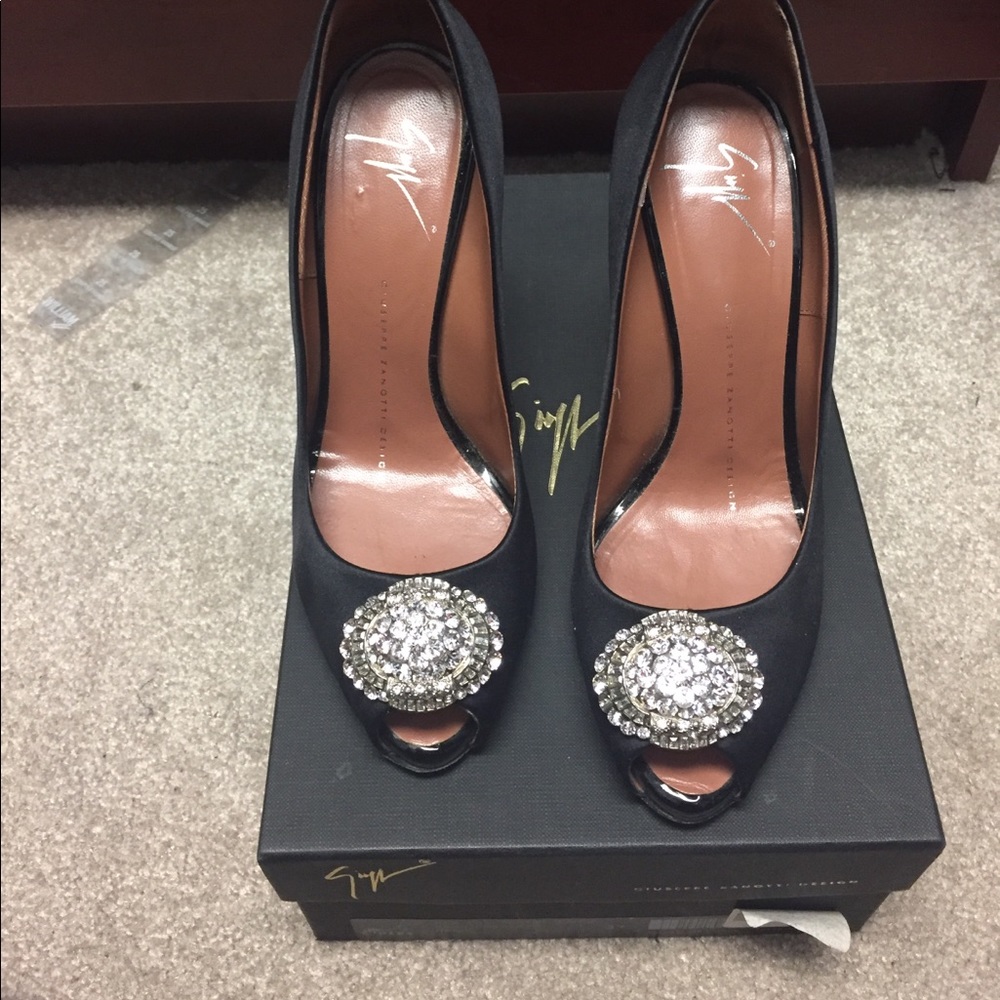 Authentic Giuseppe Zanotti Heels