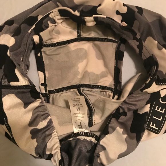 Fleo shorts medium - Picture 3 of 3