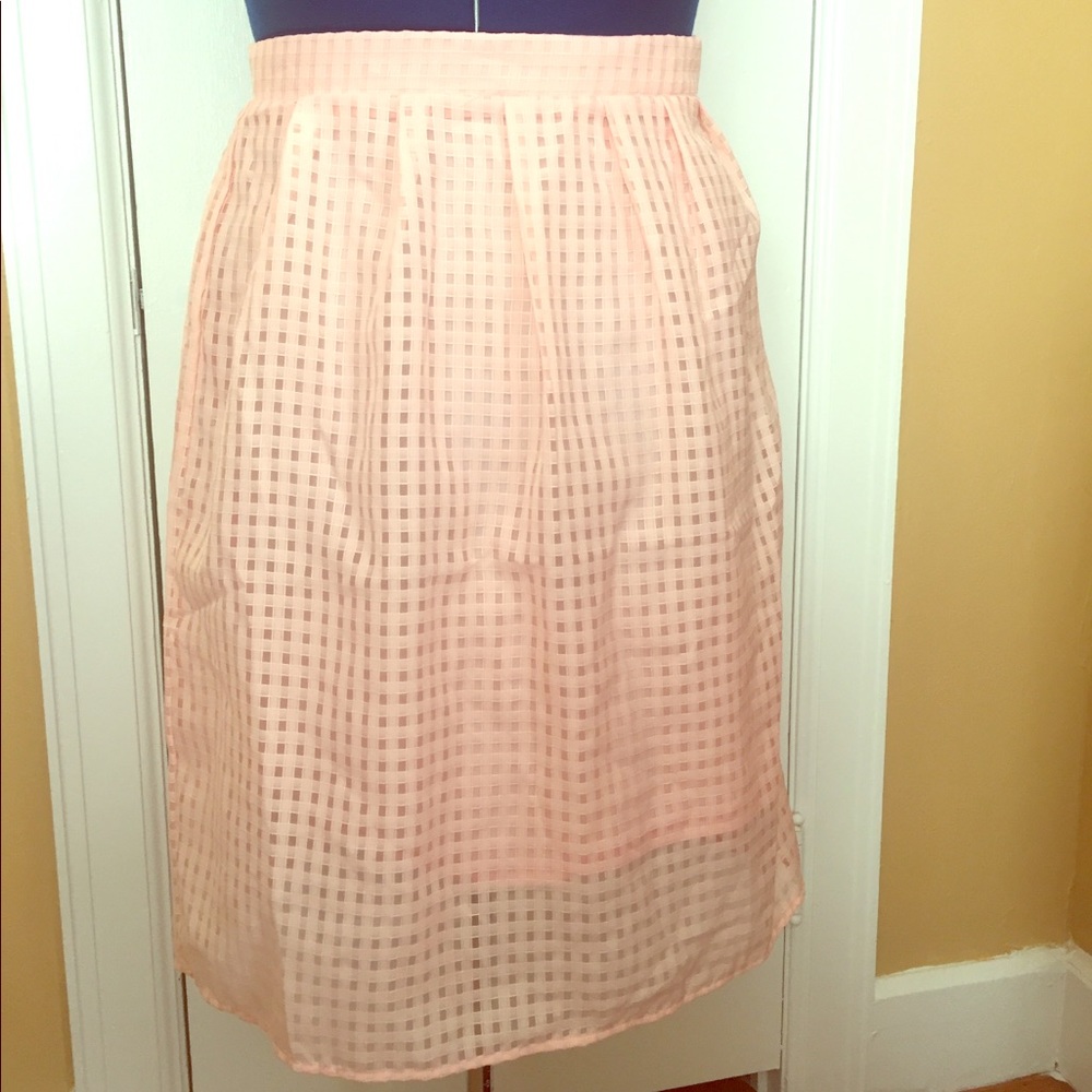 Pink pleated midi skirt