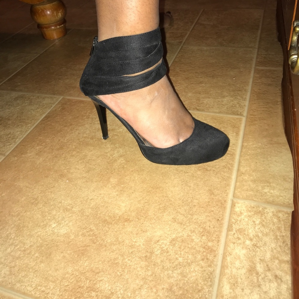 Black heels
