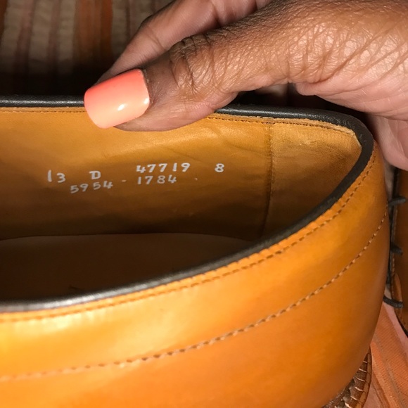 ✨Allen Edmonds Hillcrest Oxfords✨ main image 6
