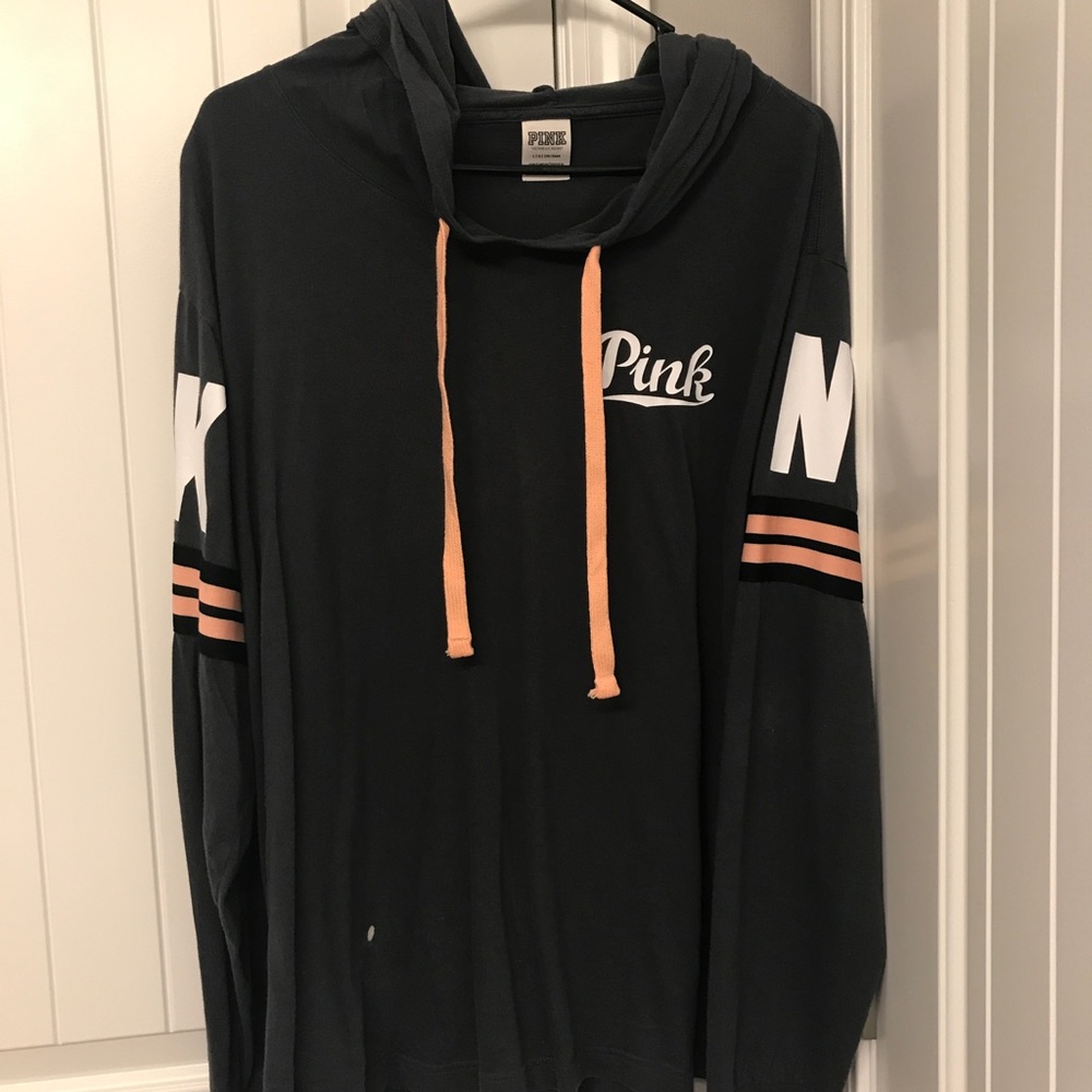 Hoodie Shirt like new small stain on the bottom
