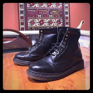 Black Leather Dr. Martens 8 Hole Lace Up