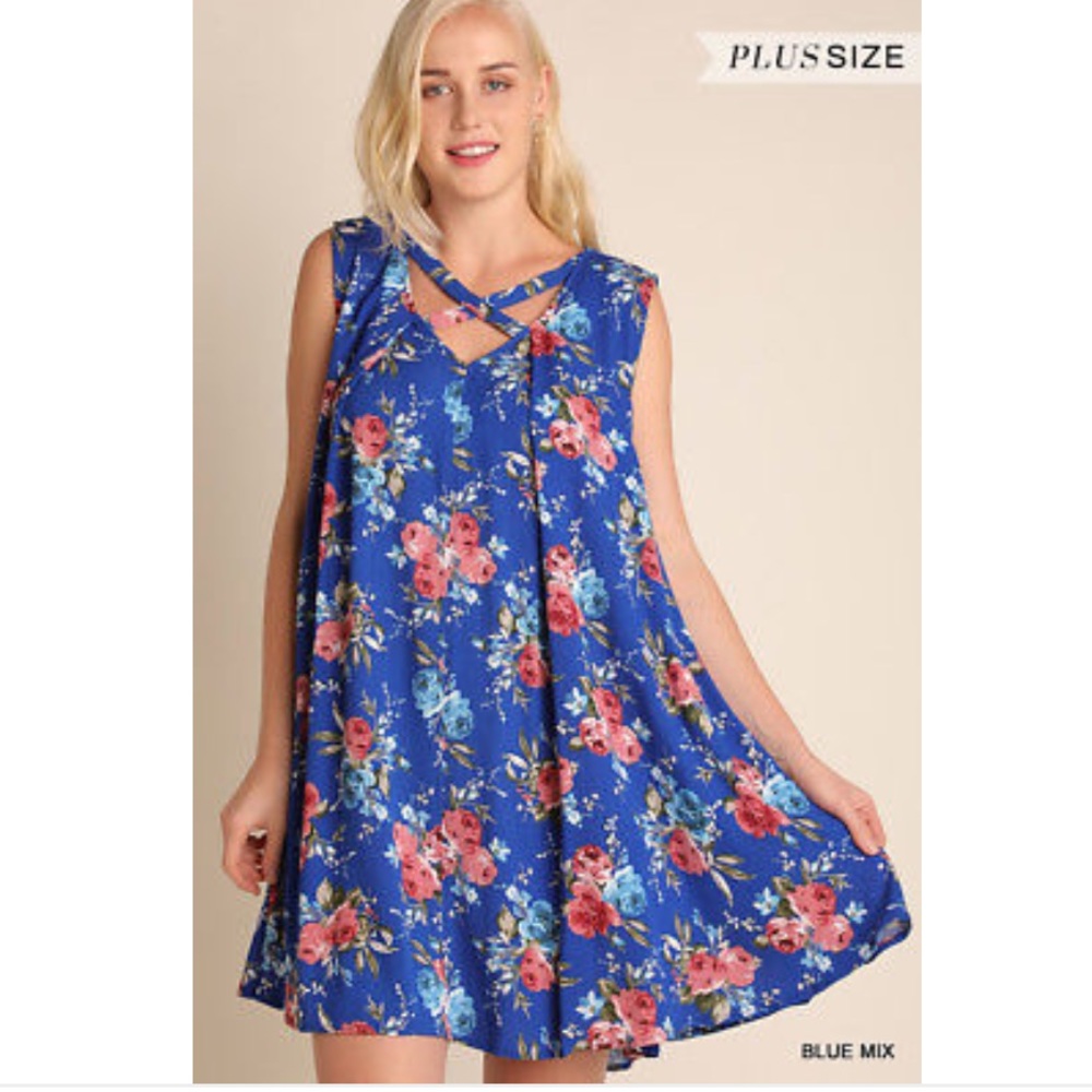 Plus Size mixed Floral Blue Tunic /Dress - Picture 1 of 4