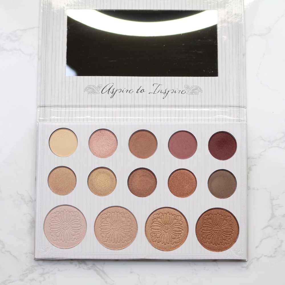 Carli Bybel BH Eyeshadow/Highlight Palette