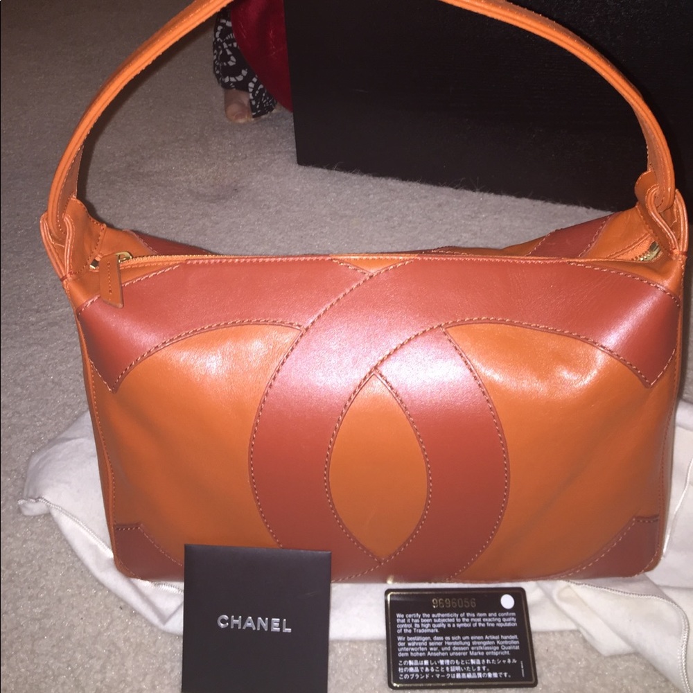 Authentic CHANEL shoulder bag