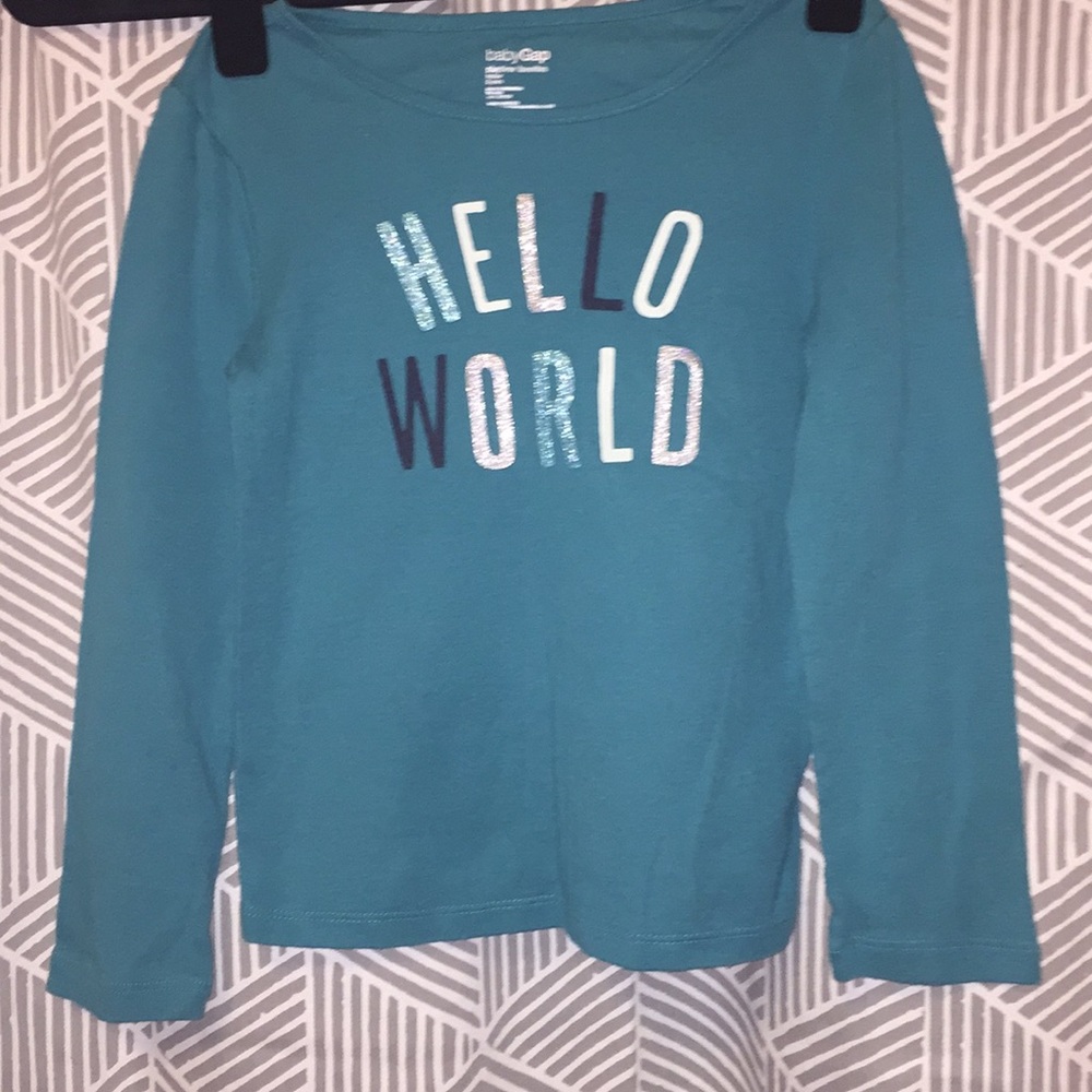 BabyGap 5T Long Sleeve Shirt. Great condition.