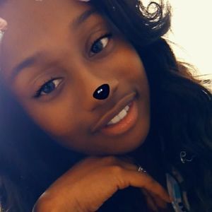 Meet your Posher, Abigail