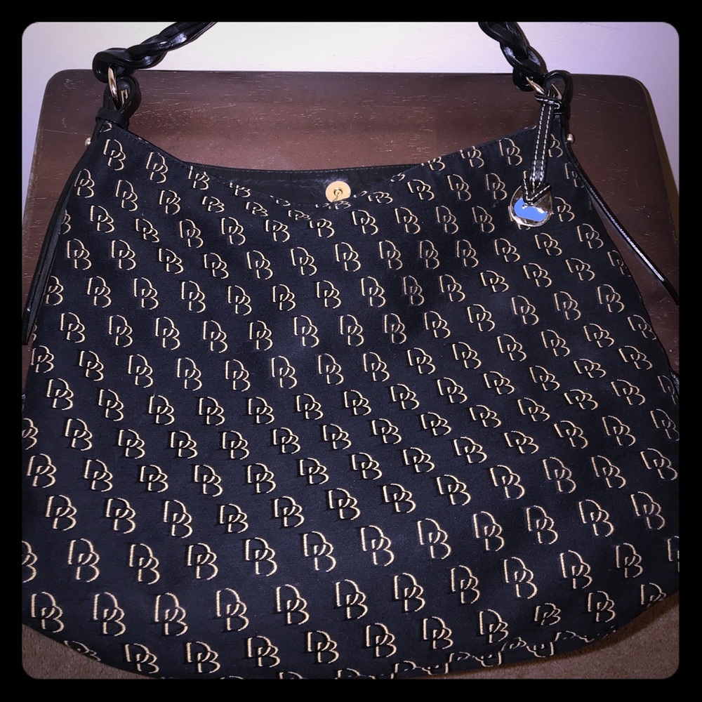 Dooney & Bourke Large Shoulder Bag