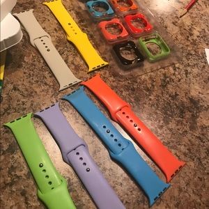 42 mm Apple Watch bands and bumpers