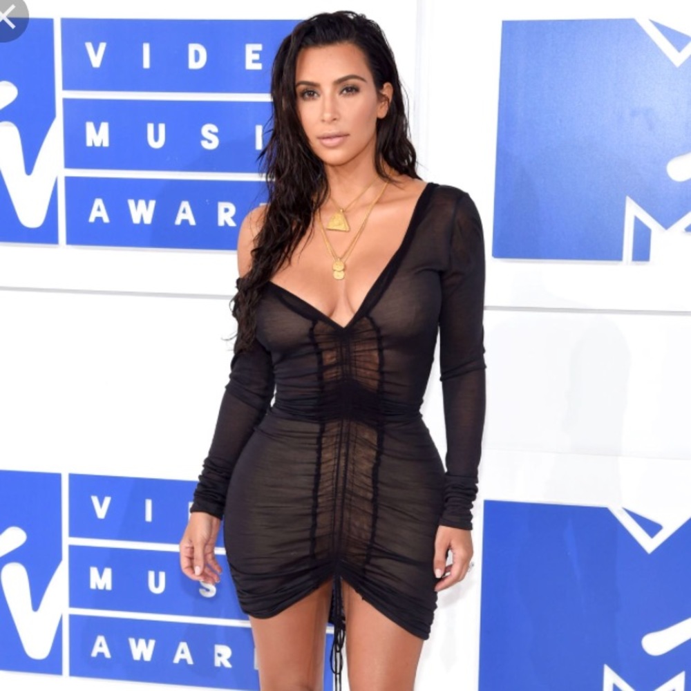 Sexiest dress ever. Beyoncé & Kim inspired