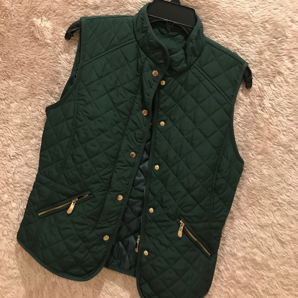 Zara vest like new in excellent condition