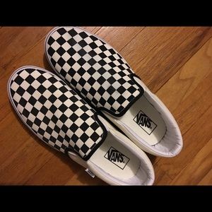 Vans classic checker slip on