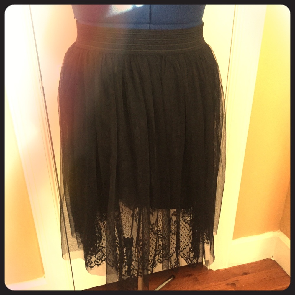 Like new Charlotte Russe black tulle skirt